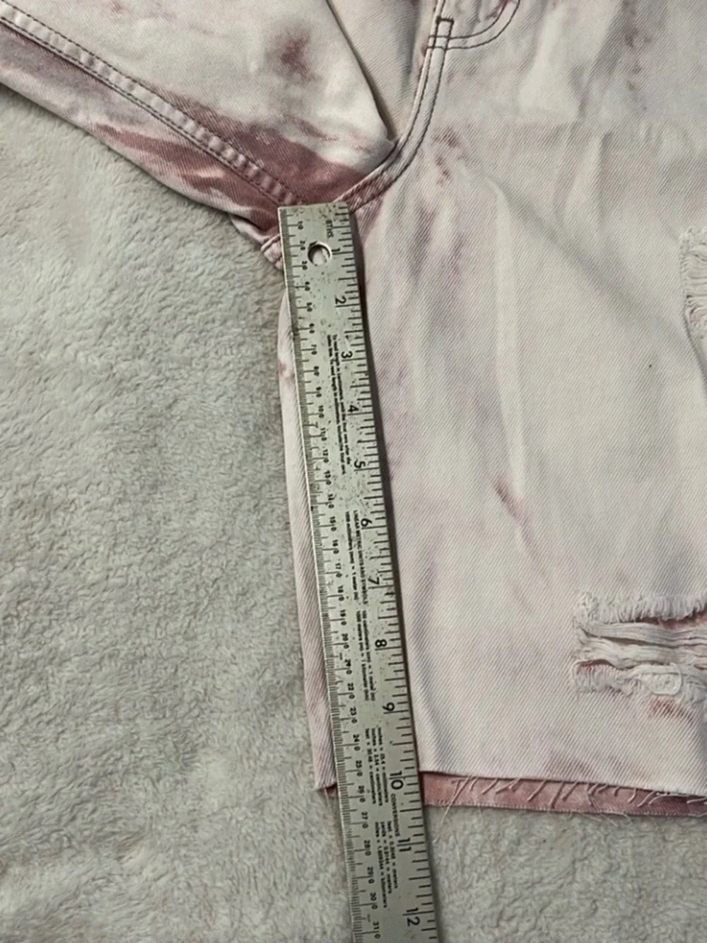 NWT We The Free By Free People Pink Distressed Bermuda Denim Cotton Shorts Sz 31